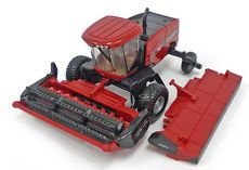 WD2504 SELP PROPELLED WINDROWER