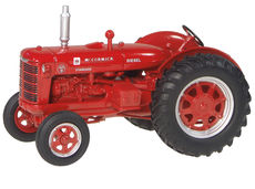 WD9 TRACTOR   very detailed